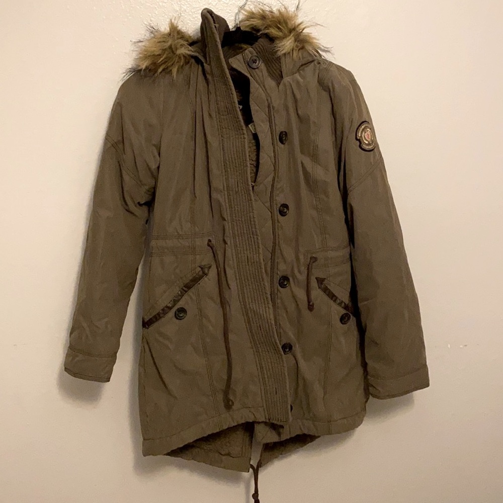 Olive green Abercrombie & Fitch parka size M